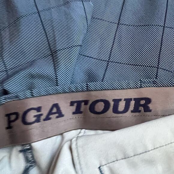 PGA Tour Shorts Mens 40 X10 Blue Plaid Performance Golf Chino Polyester Blend - Picture 3 of 9